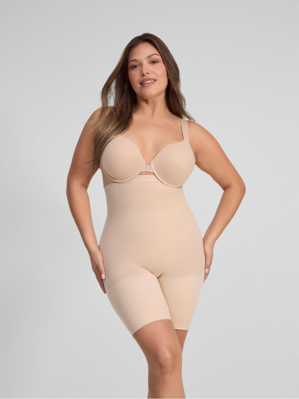 SPANXsculpt® Seamless Power
High-Waisted Mid-Thigh Short Shapewear Size Medium